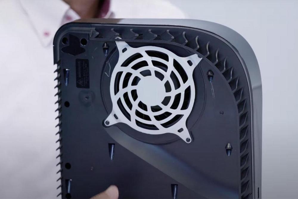154145-homepage-news-official-ps5-teardown-shows-enormous-fan-and-vacuumable-dust-catchers-image1-rebzhqjkep.jpg