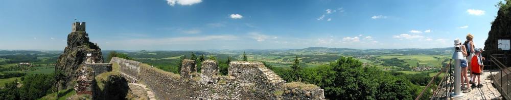 Panorama_der_Burg_Trosky.thumb.jpg.eb4ec3dcacfaf64623a0636879e5524e.jpg